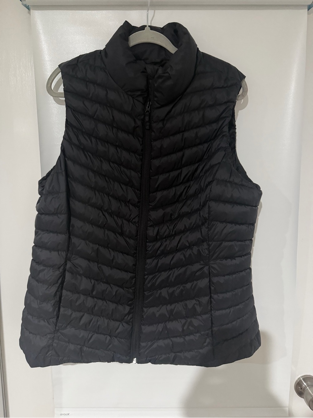 Old Navy Black Quilted Puffer Vest
